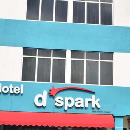 Oyo 91087 Hotel Dspark Port Klang Exterior foto